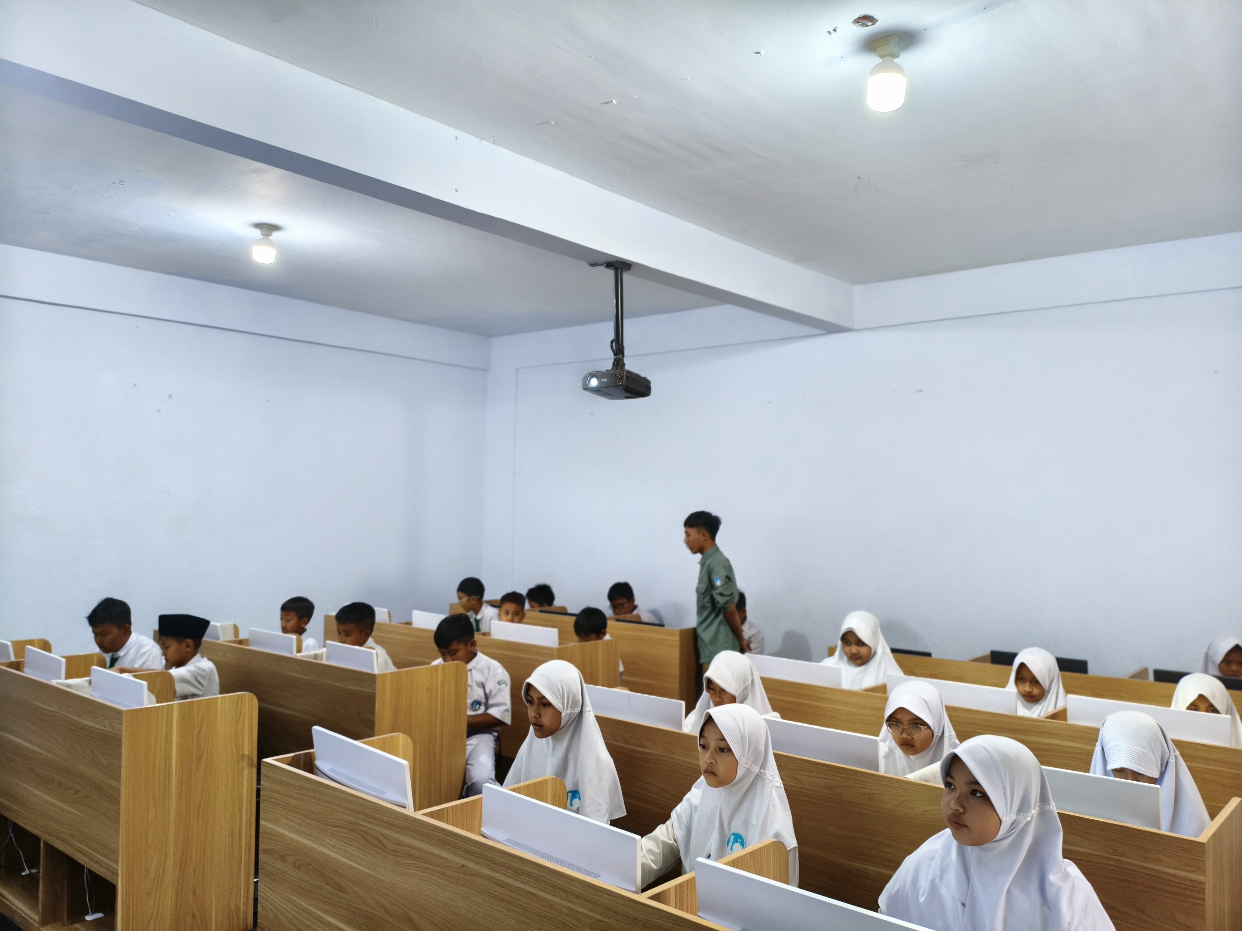 Lab Komputer 2