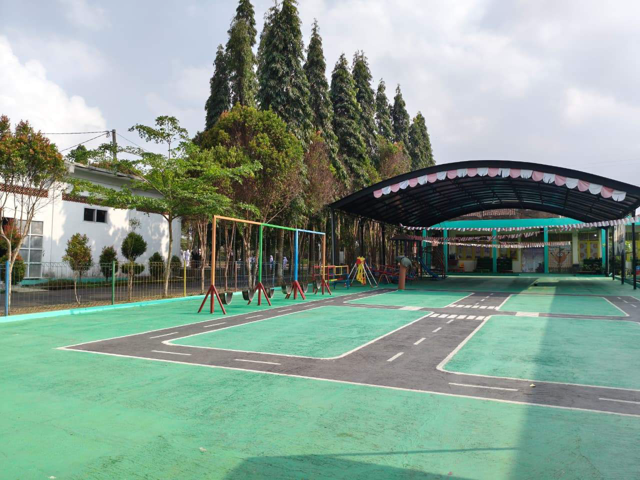 Taman Bermain Outdoor