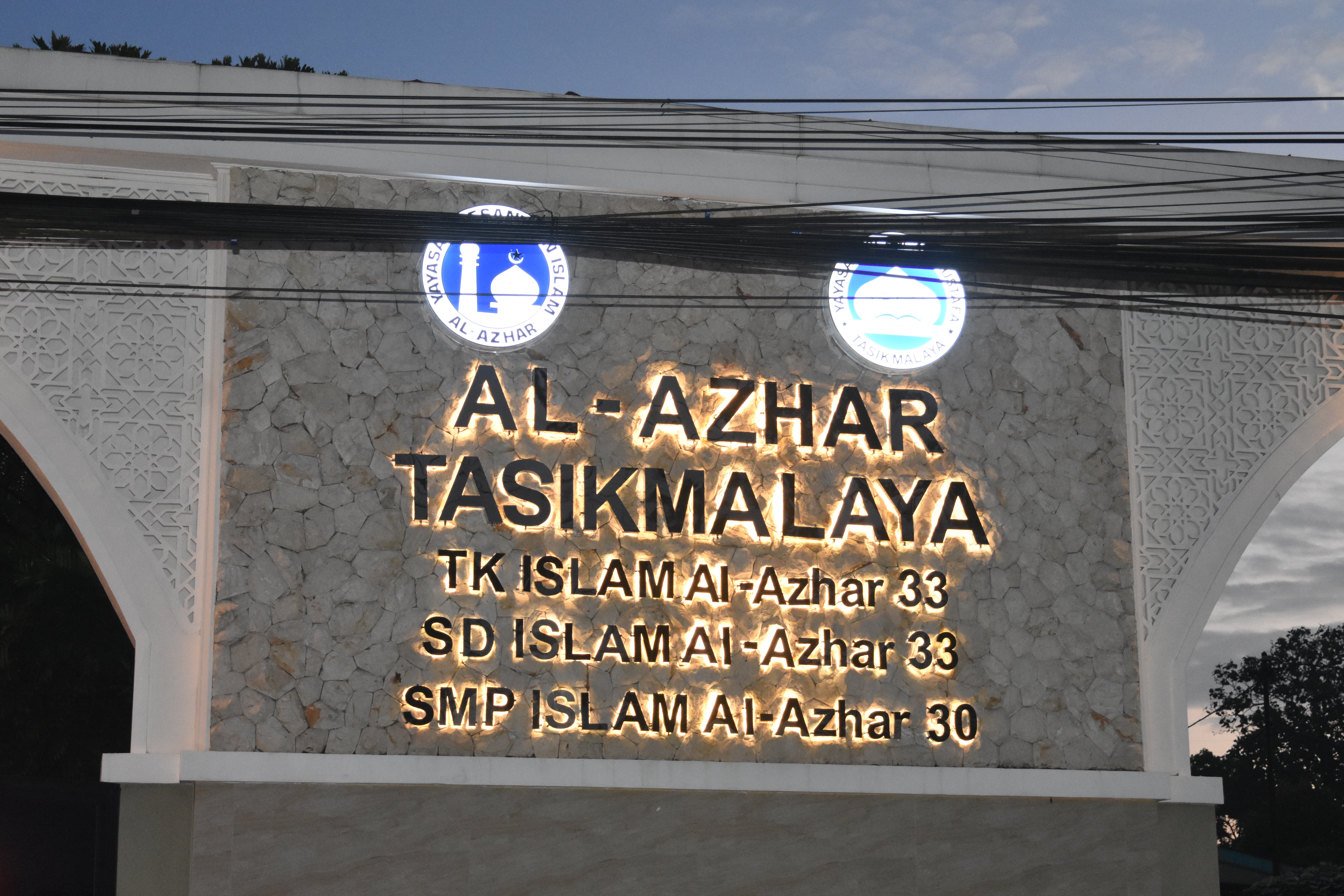 SMP Islam Al Azhar 33